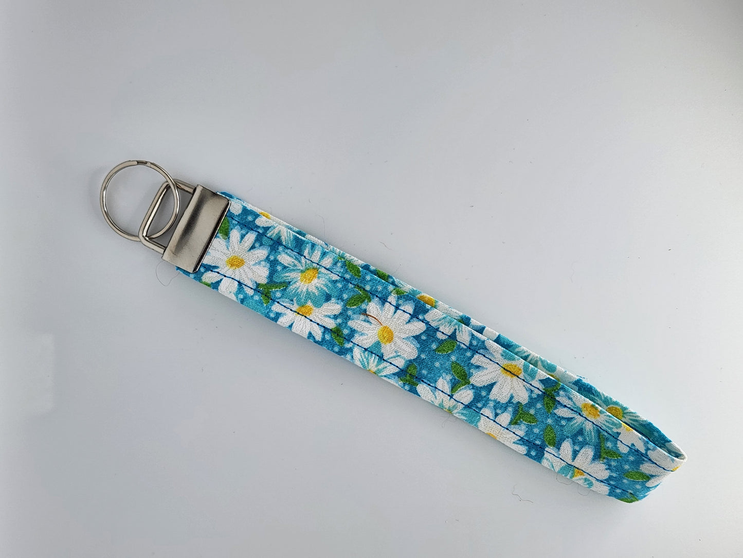 Daisies on Blue Wrist Lanyard for Keys