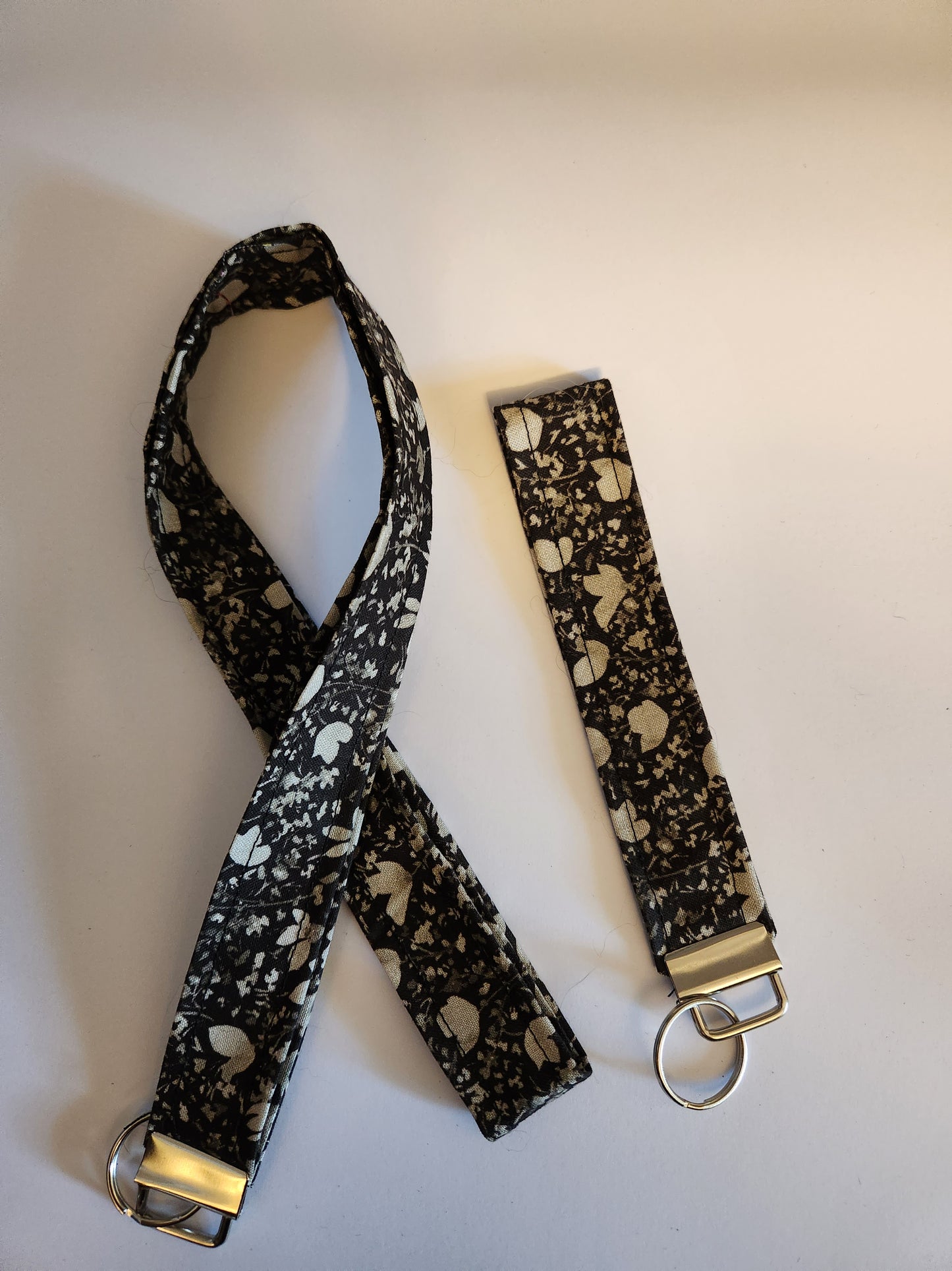 Mono Flowers Wrist Lanyard for Keys